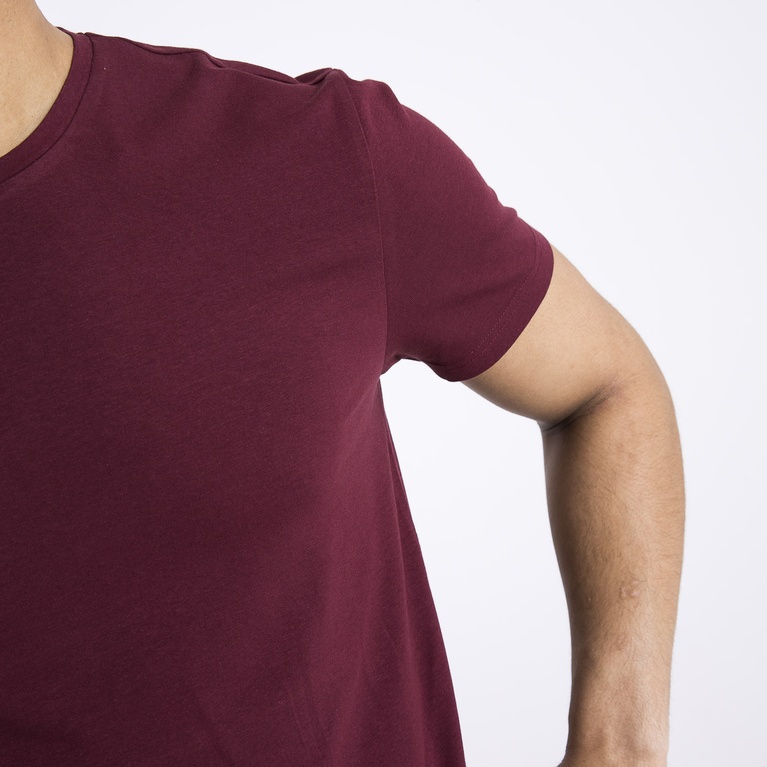 T-shirt U-neck "Casper" T-shirt U-neck "Casper"